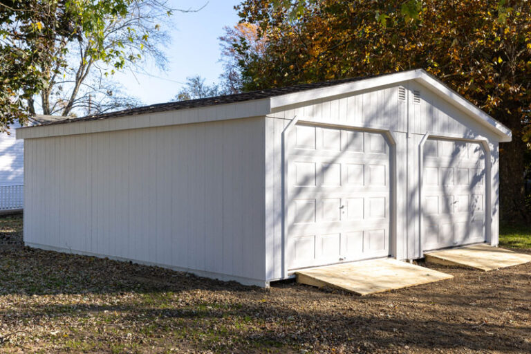 Amish built 2 car garage for. sale in Denton, MD