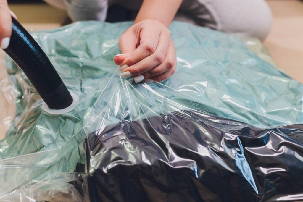 vacuum sealed clothes