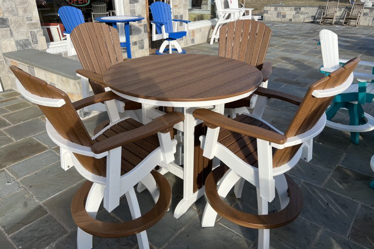 Mahogany and white Amish crafted poly outdoor dining set for sale in Denton, MD